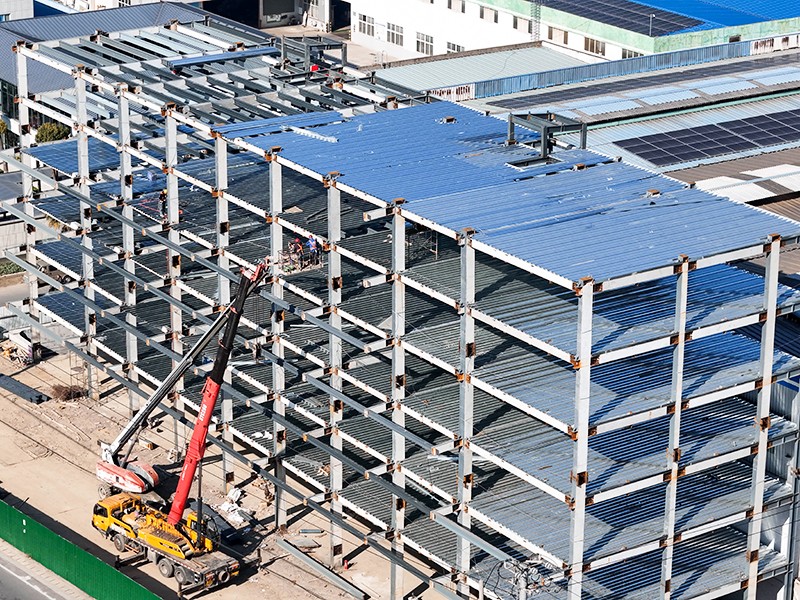  Edificio de oficinas con estructura de acero de 6 pisos
