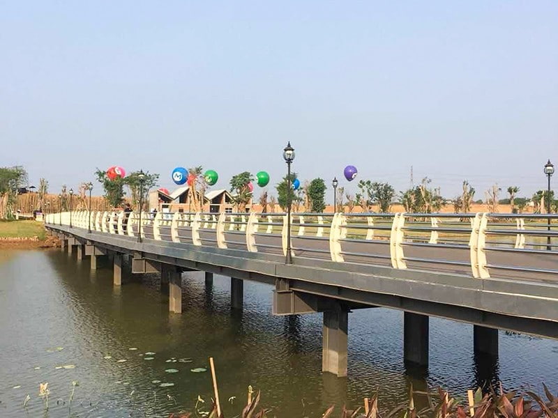 Puente con estructura de acero CCCC